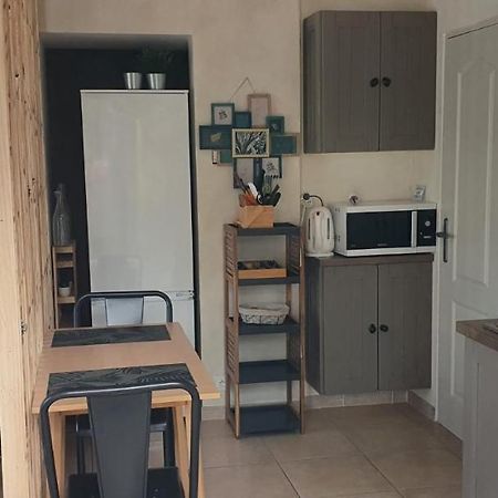 Studio Cosy Avec Grande Terrasse Au Calme Villa Saint-Cyr-sur-Mer Eksteriør billede
