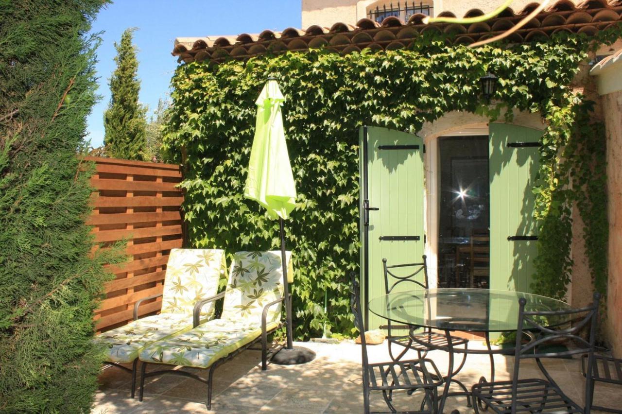 Studio Cosy Avec Grande Terrasse Au Calme Villa Saint-Cyr-sur-Mer Eksteriør billede